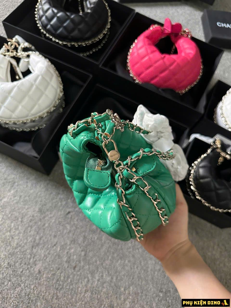 Túi Chanel 23C Mini Pouch Black White Pink Green 8 Túi Chanel 23C Mini Pouch Màu Xanh Lá