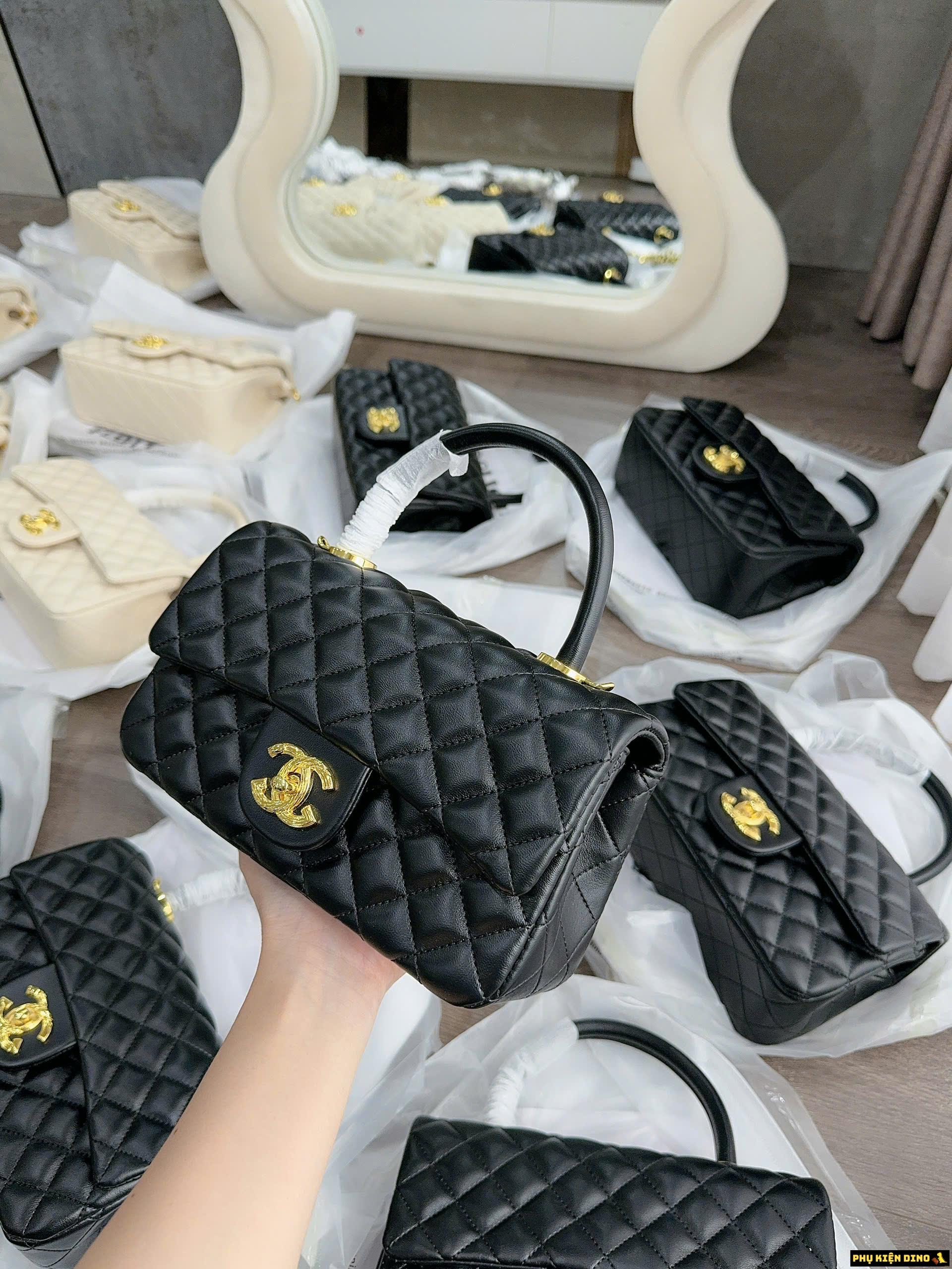Túi Chanel Classic Màu Đen Logo Vàng Màu Trắng Đen 10 Túi Chanel Classic Đen