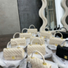 Túi Chanel Classic Màu Đen Logo Vàng Màu Trắng Đen 17 Túi Chanel Classic Màu Trắng Kem Trần Trám