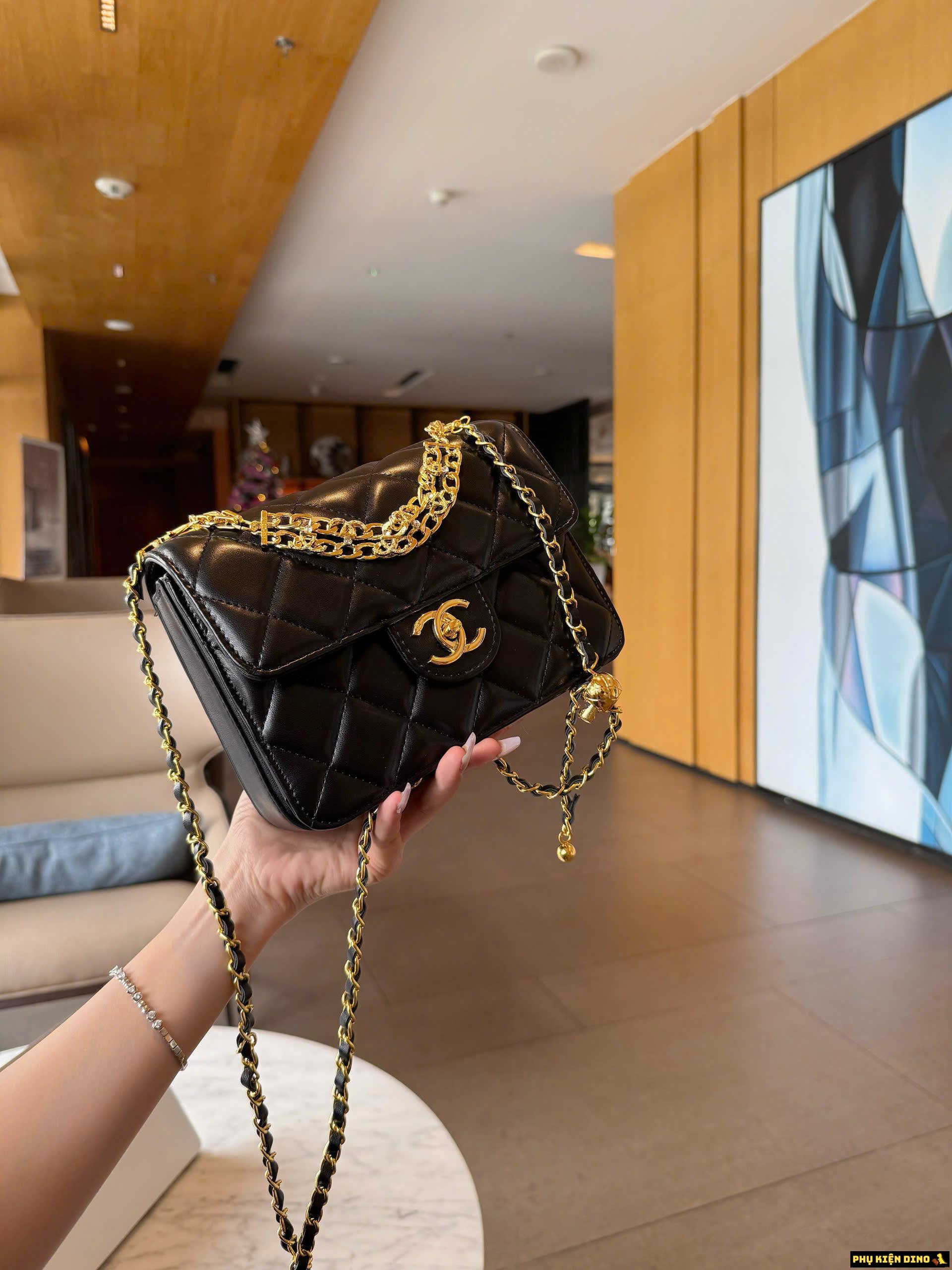 Túi Chanel Flap Bag Calfskin Túi Chanel Dây Rút Trắng Đen Đỏ 10 Túi Chanel Flap Bag Calfskin Dây Rút Màu Đen
