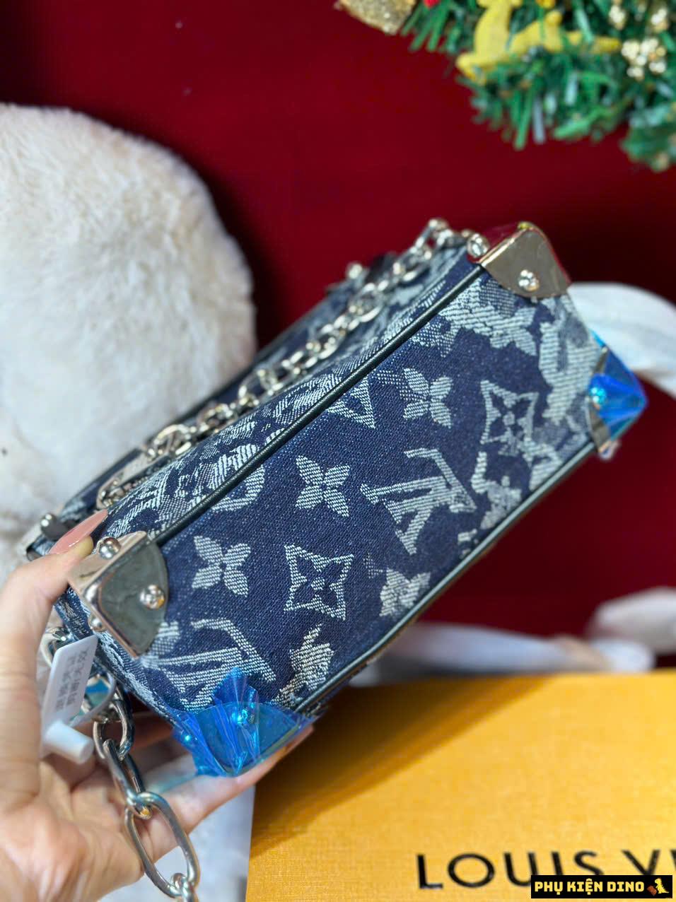 Túi Đeo Chéo Louis Vuitton LV Mini Soft Trunk Denim Nâu Đen 5 Túi Louis Vuitton LV Denim