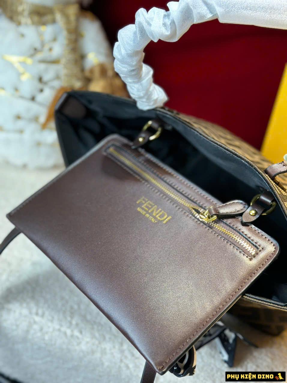 Túi Xách Nữ Công Sở Fendi Size 25 Fullbox Kèm Khăn 8 Bên Trong Túi Fendi Công Sở Nữ