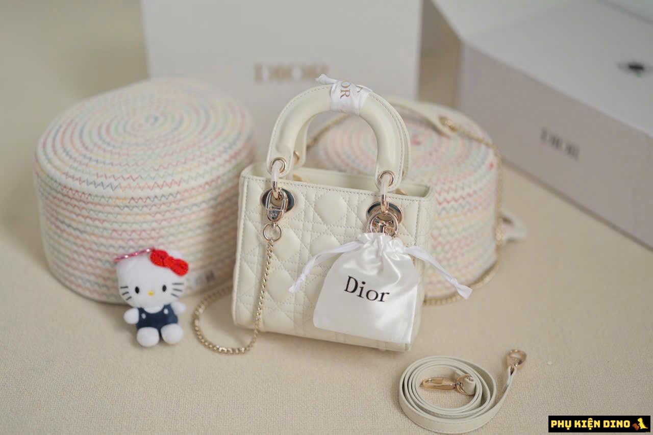 Túi Dior Trầm Trám Khóa Vàng Đồng Màu Trắng Hồng Đen Đỏ 2 Túi Dior Trầm Trám Khóa Vàng Đồng Màu Trắng