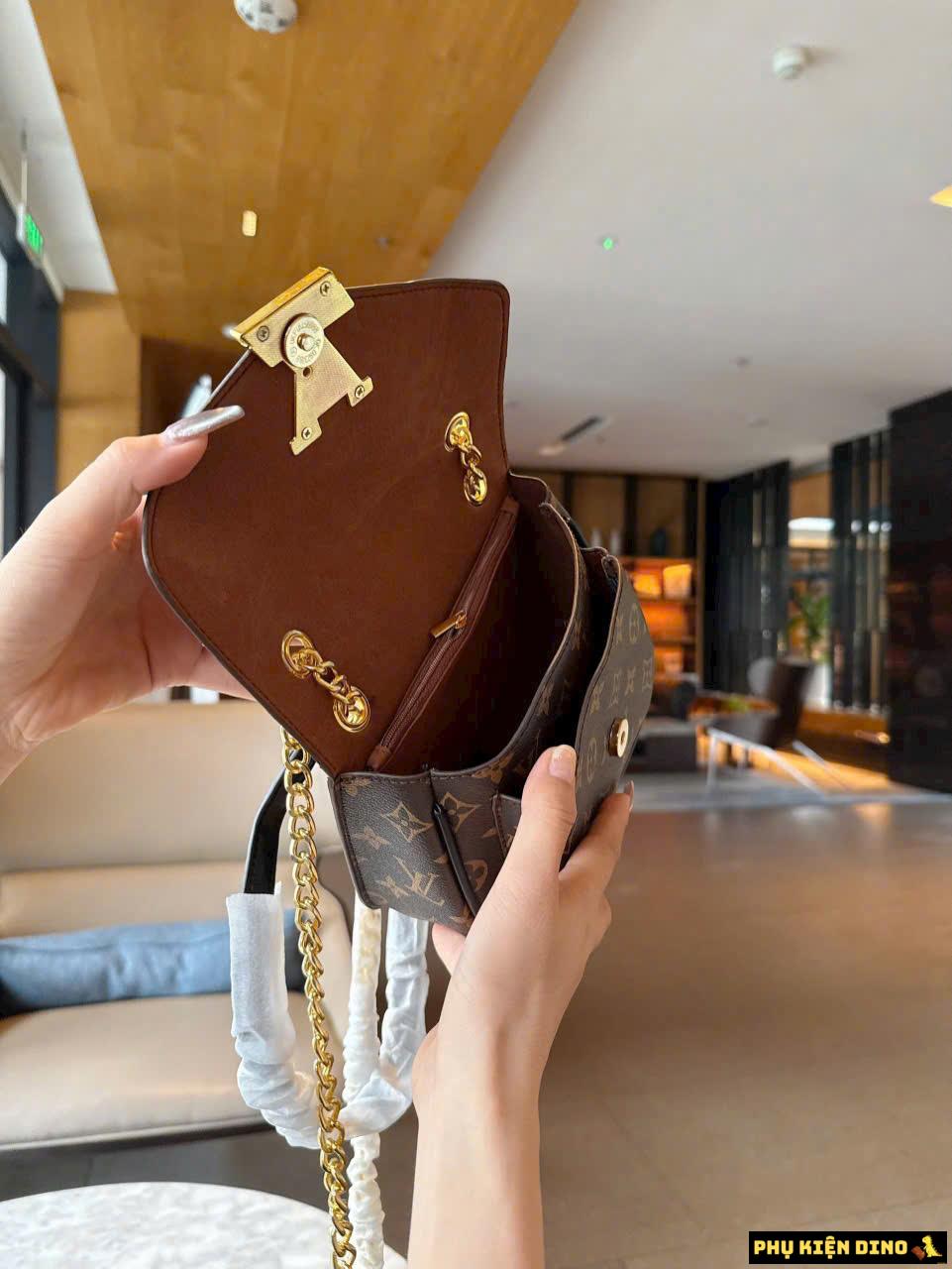 Túi Louis Vuitton LV Passy Monogram Canvas Brown M45592 5 Túi xách Louis Vuitton LV Nâu Phối Vàng