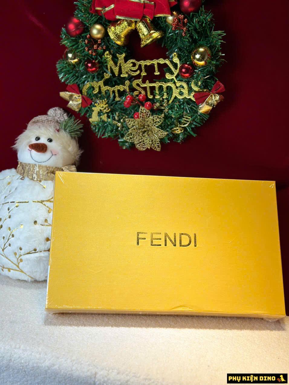 Túi Xách Nữ Công Sở Fendi Size 25 Fullbox Kèm Khăn 2 Túi Xách Nữ Fendi Màu Nâu