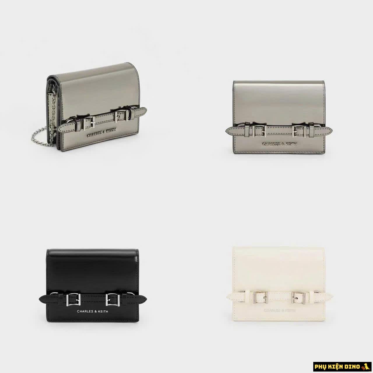 Ví Ngắn CNK Sloane Metallic Chain-Handle Đen Bạc Kèm Dây Đeo 1 Ví Ngắn CNK Sloane Metallic Chain-Handle Đen Bạc Kèm Dây Đeo