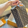 Túi Louis Vuitton LV Dopp Kit Toilet Pouch M44494 Màu Nâu 10 tui cop lv louis vuitton nau