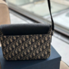 Túi Dior Mini Saddle Bag Strap Beige Dior Grained 1ADPO049YKS-H27E 10 Túi Dior Mini Saddle Bag Strap Beige