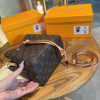 Túi Louis Vuitton LV Neonoe BB Size 20 Size 25 M46581 17 Túi LV Néonoé BB Mini Monogram Brown