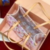 Bên Trong Túi Tote Louis Vuitton LV OnTheGo Pink