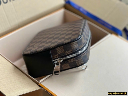 Túi Cầm Tay LV Pochette Kasai Nâu
