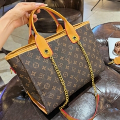 Túi Louis Vuitton LV Tote Brown