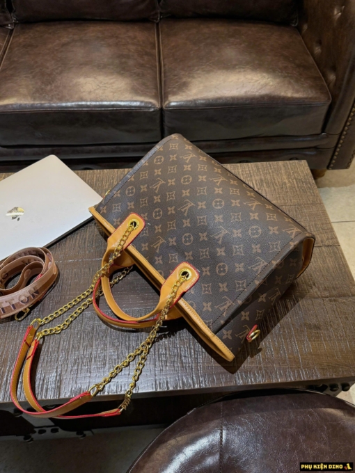 Túi Louis Vuitton LV Tote Cỡ Lớn Màu Nâu