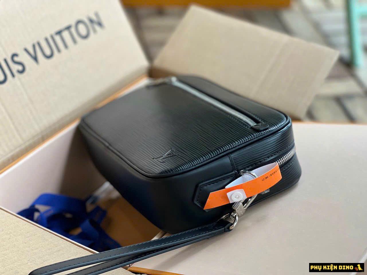 Túi Louis Vuitton Pochette Kasai Taiga Black Fullbox Túi Louis Vuitton Pochette Kasai Taiga Black Fullbox