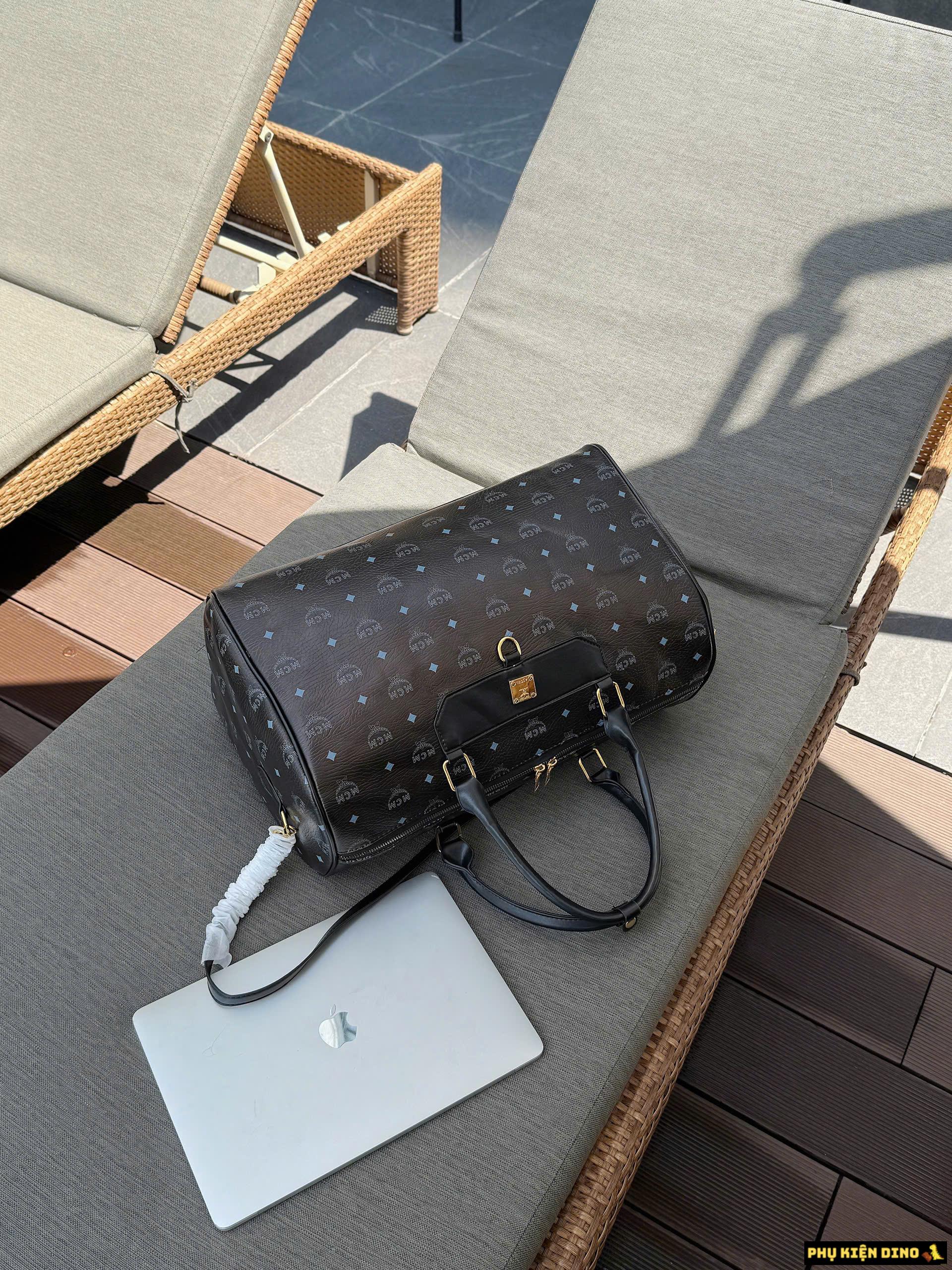 Túi Trống Du Lịch MCM Màu Đen Túi Trống Du Lịch MCM Màu Đen