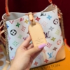 Tag Túi LV Louis Vuitton Leather White