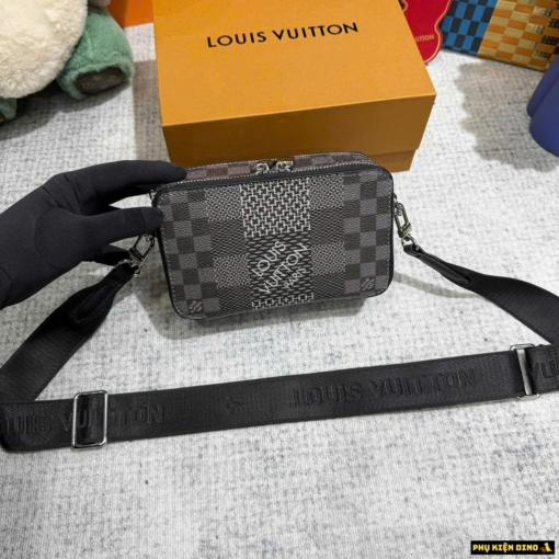 Túi Đeo Chéo Louis Vuitton LV Xám Đen