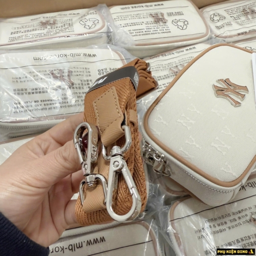 Túi Đeo Chéo MLB Monogram Jacquard Màu Kem