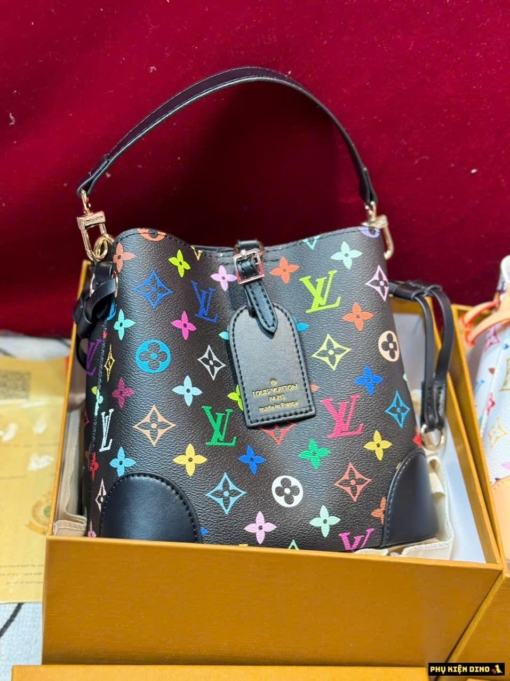 Túi LV Louis Vuitton Màu Đen Họa Tiết