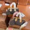 Túi Xách Tay Nữ Louis Vuitton LV Neverfull BB