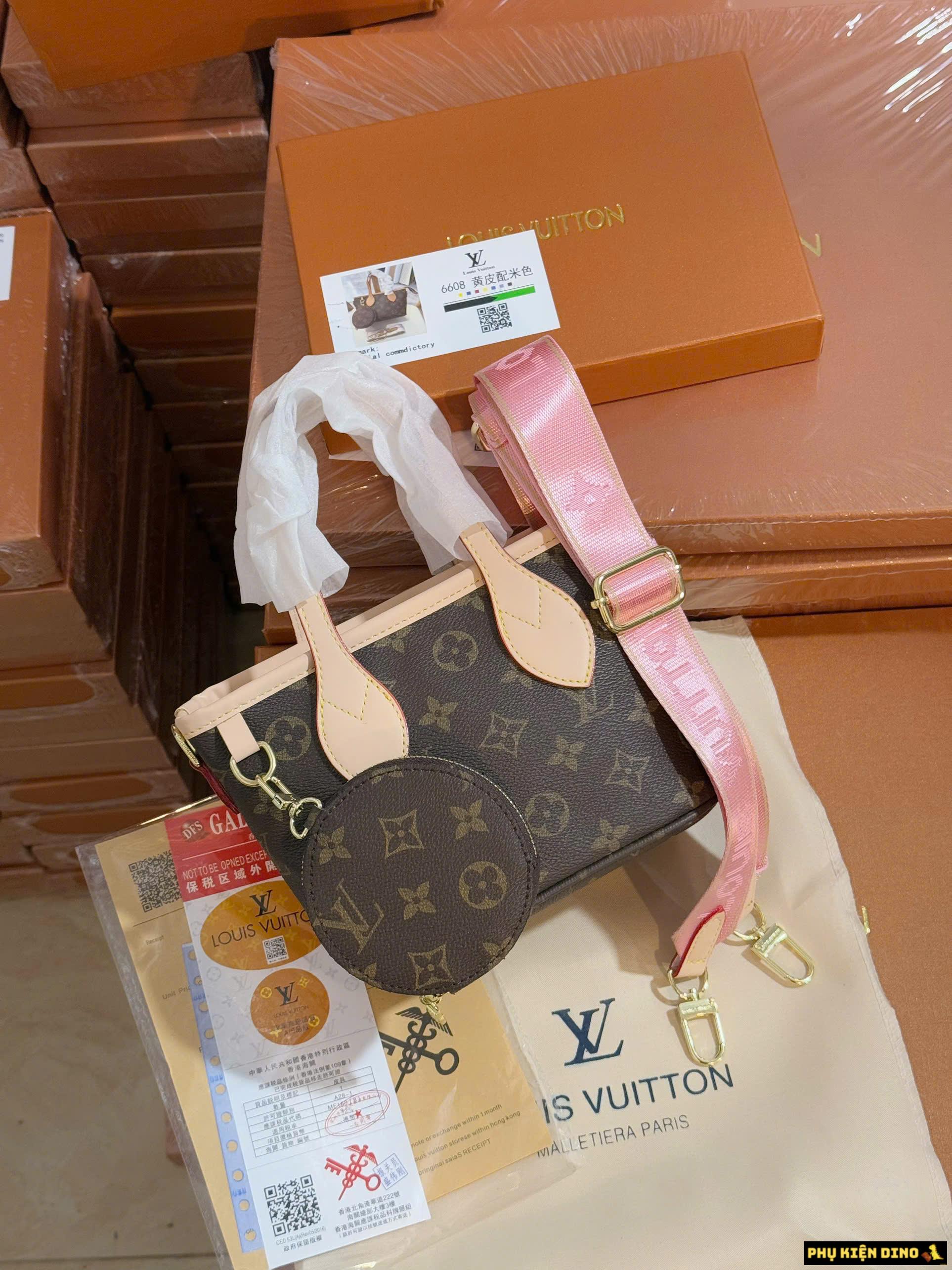 Túi Xách Tay Nữ Louis Vuitton LV Neverfull BB M46786 Màu Nâu Túi Xách Tay Nữ Louis Vuitton LV Neverfull BB M46786 Màu Nâu