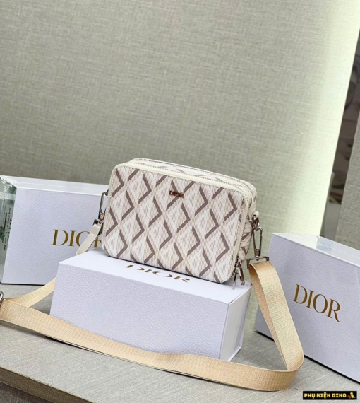 tui deo cheo dior hoa tiet kim cuong
