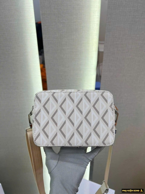 Túi Dior Dáng Hộp Đeo Chéo Nam