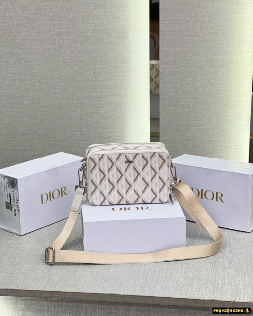 Túi Dior Messenger Pouch Natural CD Diamond