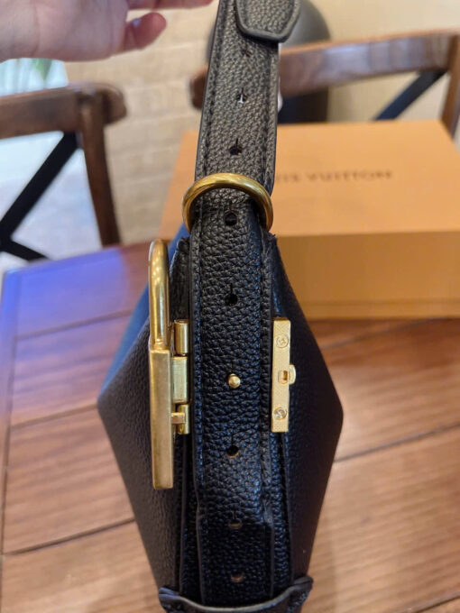 Túi LV Louis Vuitton Low Key Cookie MM Black
