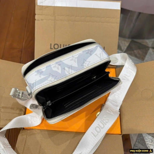 Túi Đeo Chéo Louis Vuitton LV Alpha Trắng Xám