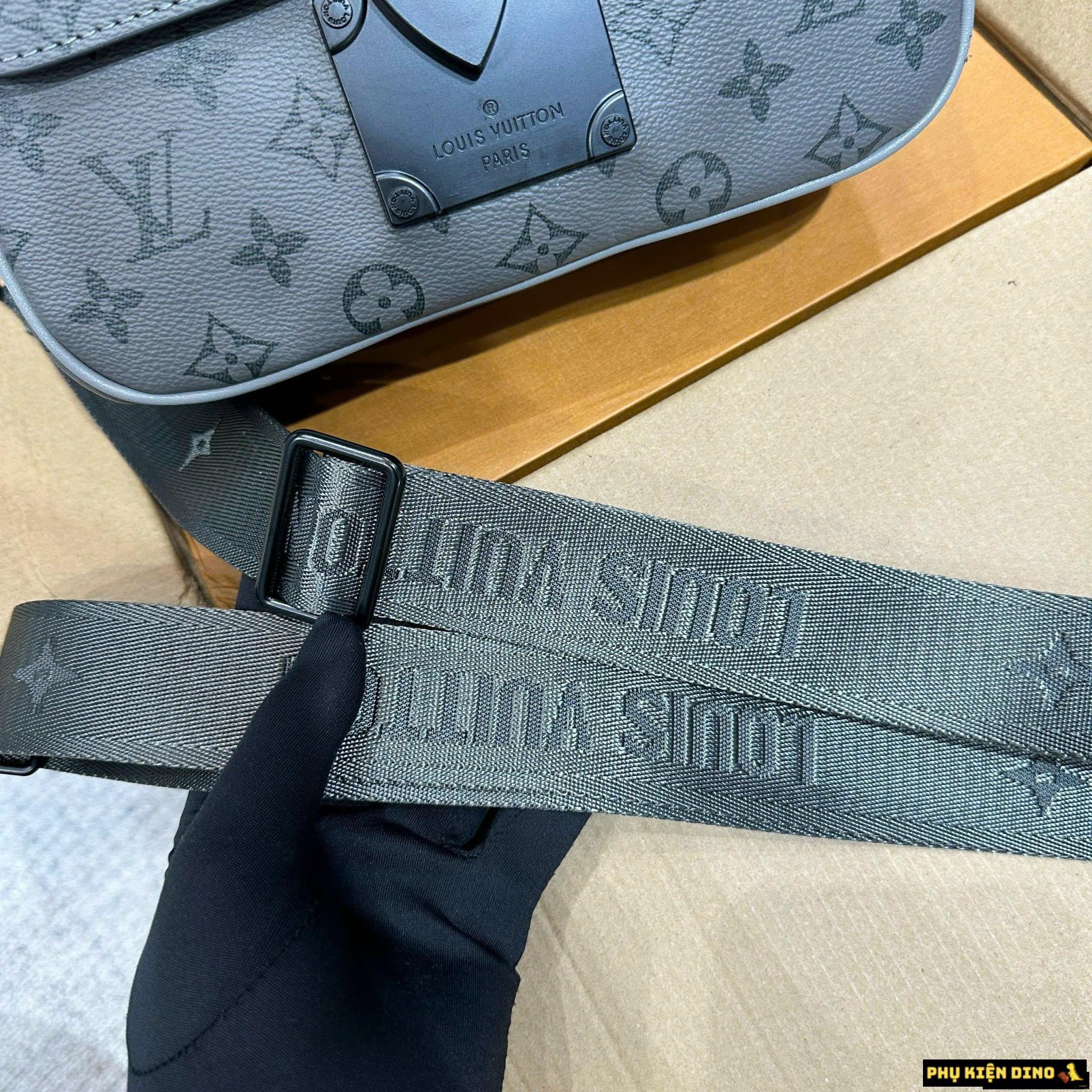 Túi Đeo Chéo Nam Louis Vuitton LV S Lock Messenger Gray Fullbox 6 Dây Đeo Túi Louis Vuitton Grey Xám