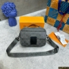 Túi Đeo Chéo Nam Louis Vuitton LV S Lock Messenger Gray Fullbox