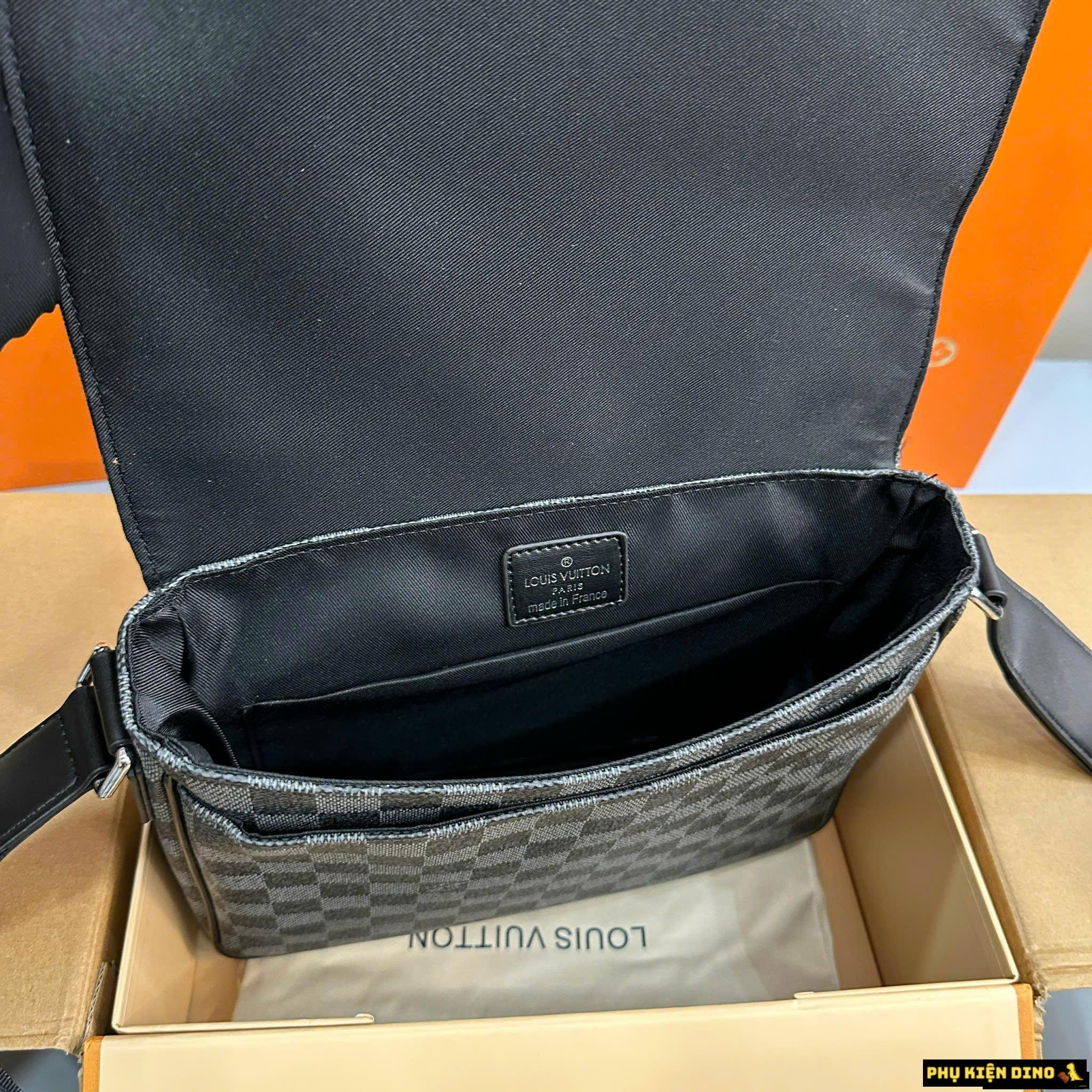 Túi Louis Vuitton LV District PM Damier Bag N42710 6 Túi Đeo Chéo Nam Louis Vuitton LV District PM Damier Bag Màu Đen Xám