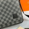 Túi Louis Vuitton LV District PM Damier Bag N42710 10 Túi Đeo Chéo Nam Louis Vuitton LV Màu Đen Xám