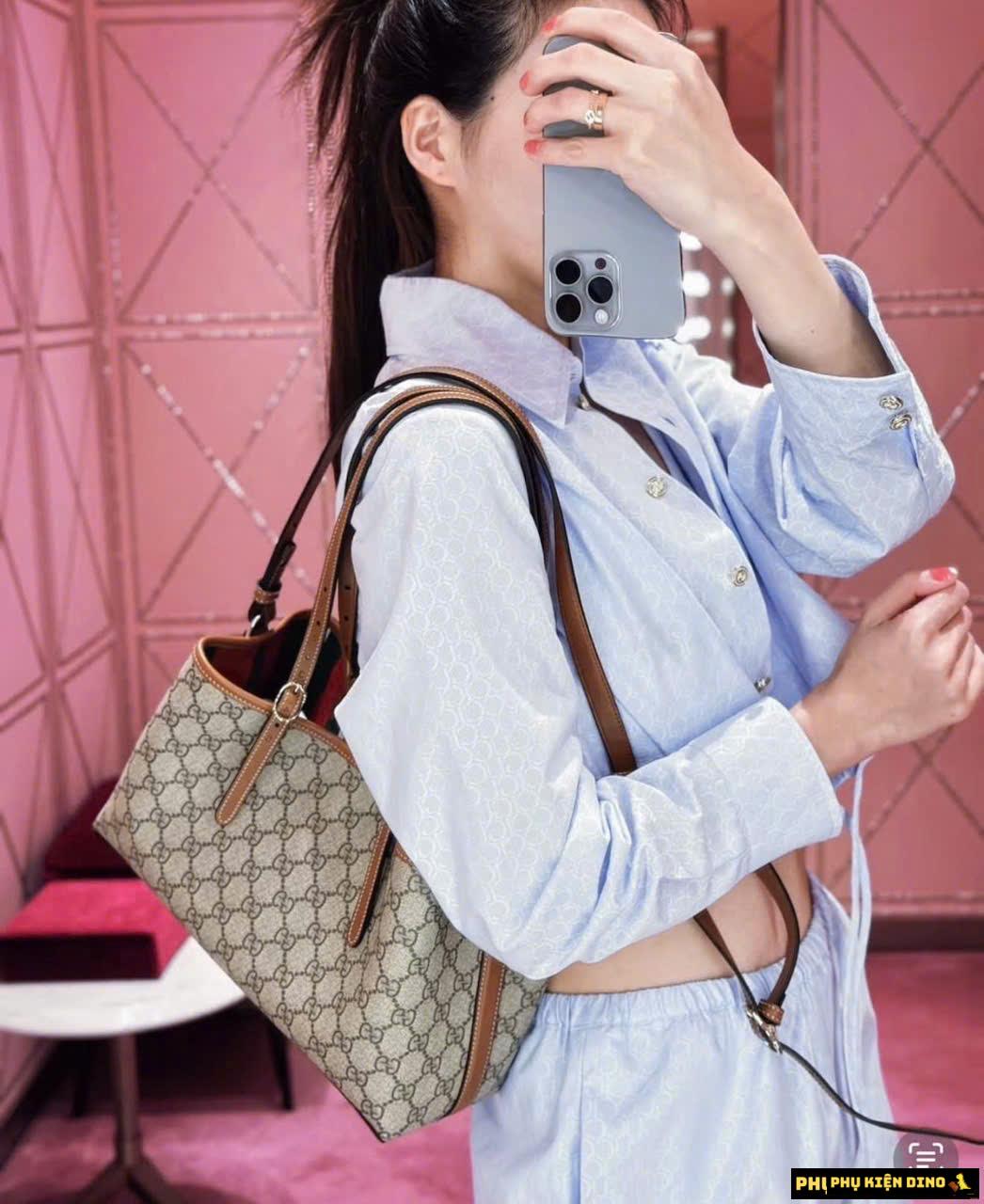 Túi Gucci GG Emblem Medium Tote Bag Size 32 Fullbox 2 Túi Gucci GG Emblem Medium Tote Bag Màu Nâu Cam