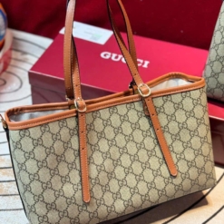 Túi Gucci GG Emblem Medium Tote Bag Size 32 Fullbox
