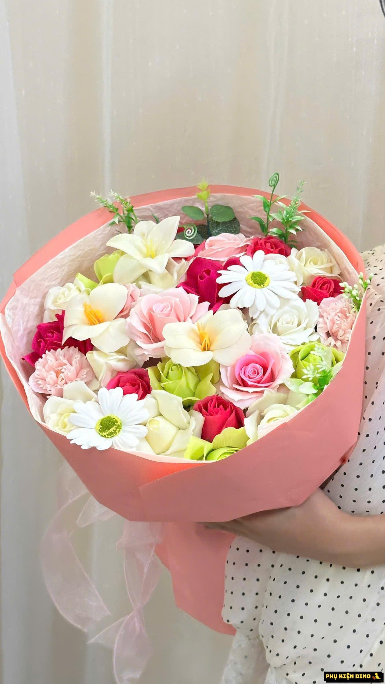 Bó Hoa Sáp Thơm Cao Cấp 35 Bông Tặng Kèm Nơ 2305 Florist - 2305HS002 1 Bó Hoa Sáp Thơm Cao Cấp 35 Bông Tặng Kèm Nơ 2305 Florist - 2305HS002