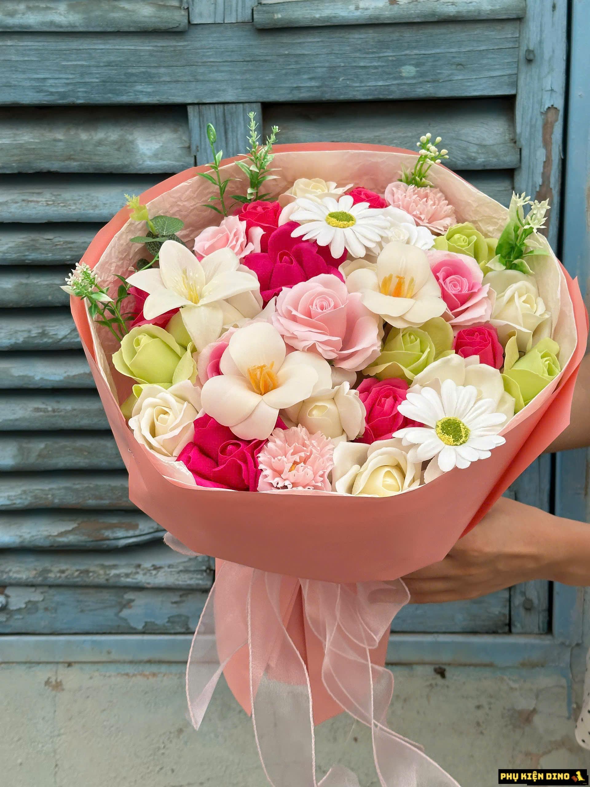 Bó Hoa Sáp Thơm Cao Cấp 35 Bông Tặng Kèm Nơ 2305 Florist - 2305HS002 5 Bó Hoa Sáp Thơm Cao Cấp 35 Bông Tặng Kèm Nơ 2305 Florist Hình Thật