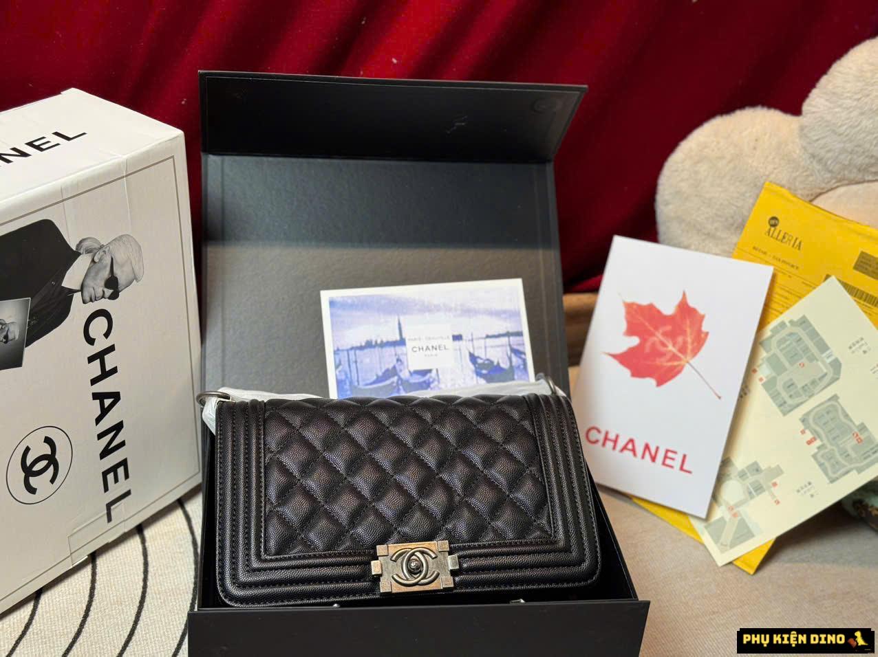 Túi Chanel Baby Pink Black White Leather Boy Bag Size 25 Fullbox 3 Túi Chanel Le Boy 25 Medium Bag Black Leather