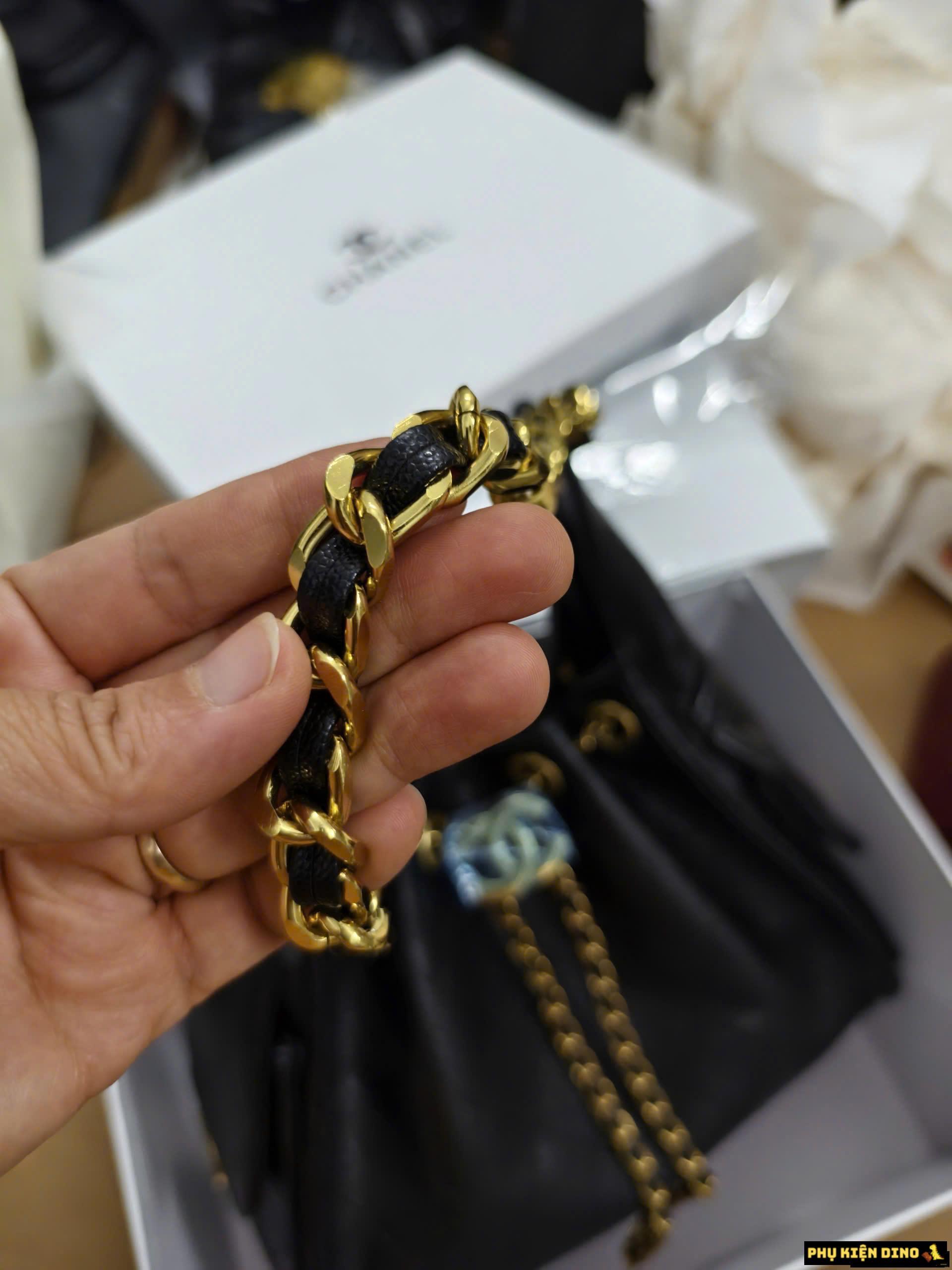 Túi Chanel Small Hobo Bag Black Caviar Antique Gold Hardware 9 Túi Đeo Chéo Chanel Small Hobo Màu Đen Da Caviar Fullbox