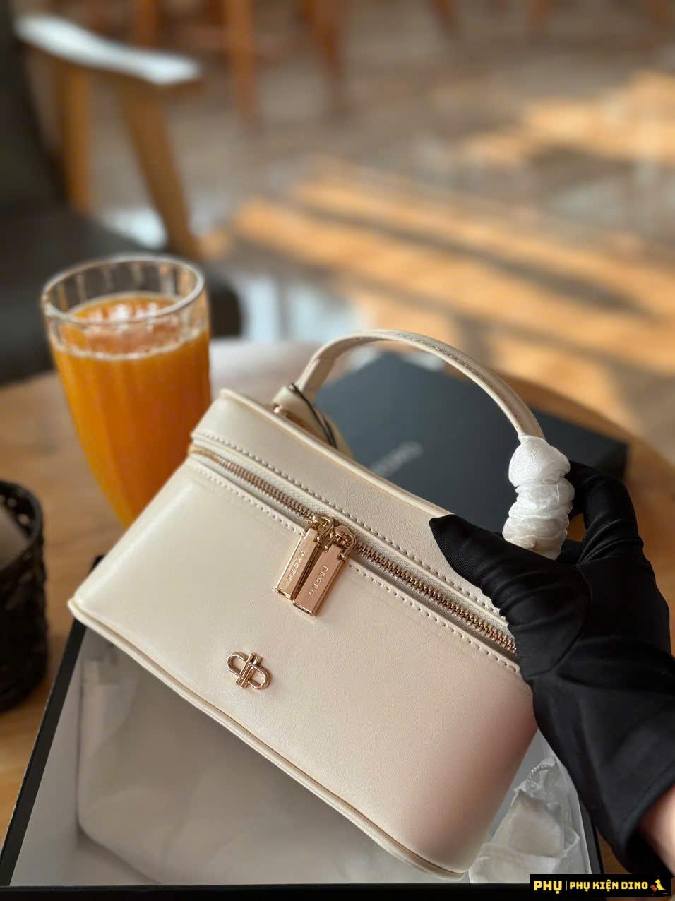 Túi Đeo Chéo Nữ Pedro Ari Leather Shoulder Bag Màu Đỏ Màu Be Fullbox 10 Túi Đeo Chéo Pedro Ari Màu Trắng Kem Da Cao Cấp Fullbox