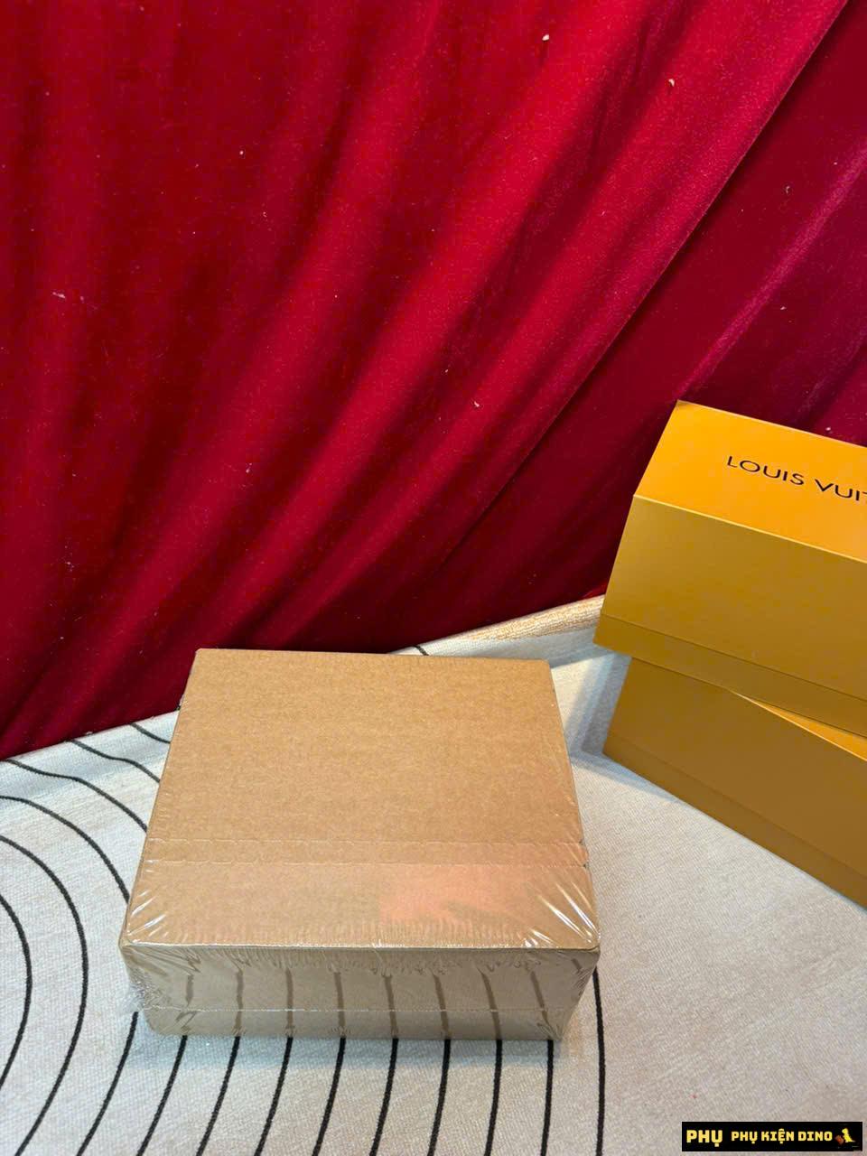 Túi Louis Vuitton Speedy 20 Monogram Bản Vip Box Nam Châm Nguyên Seal Túi Louis Vuitton Speedy 20 Monogram Bản Vip Box Nam Châm Nguyên Seal