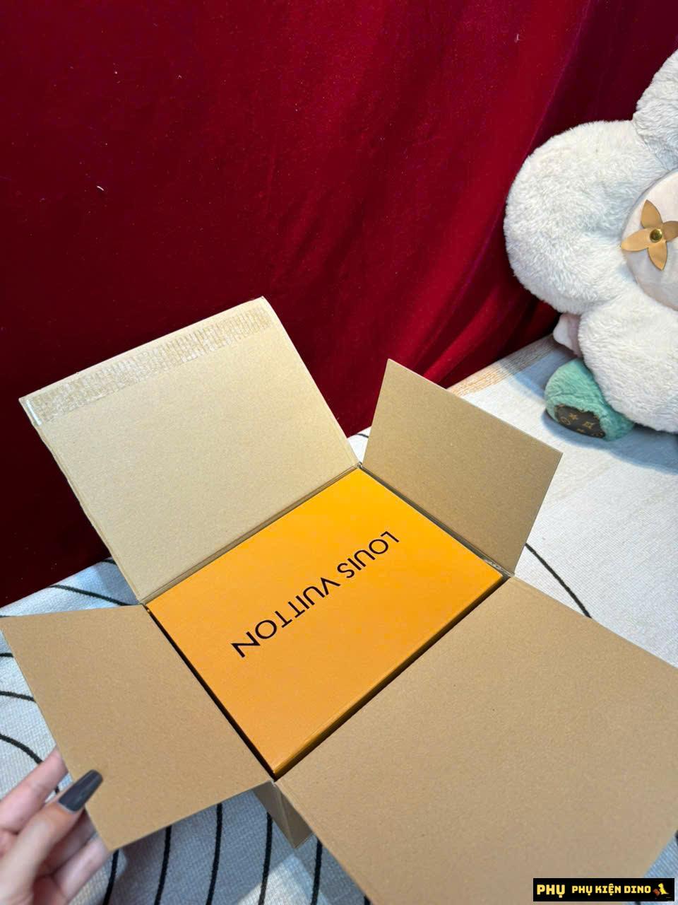 Túi Louis Vuitton LV Steamer Wearable Wallet Aquagarden Size 18 M22637 12 Túi Louis Vuitton Steamer Aquagarden Siêu Hot Full Box