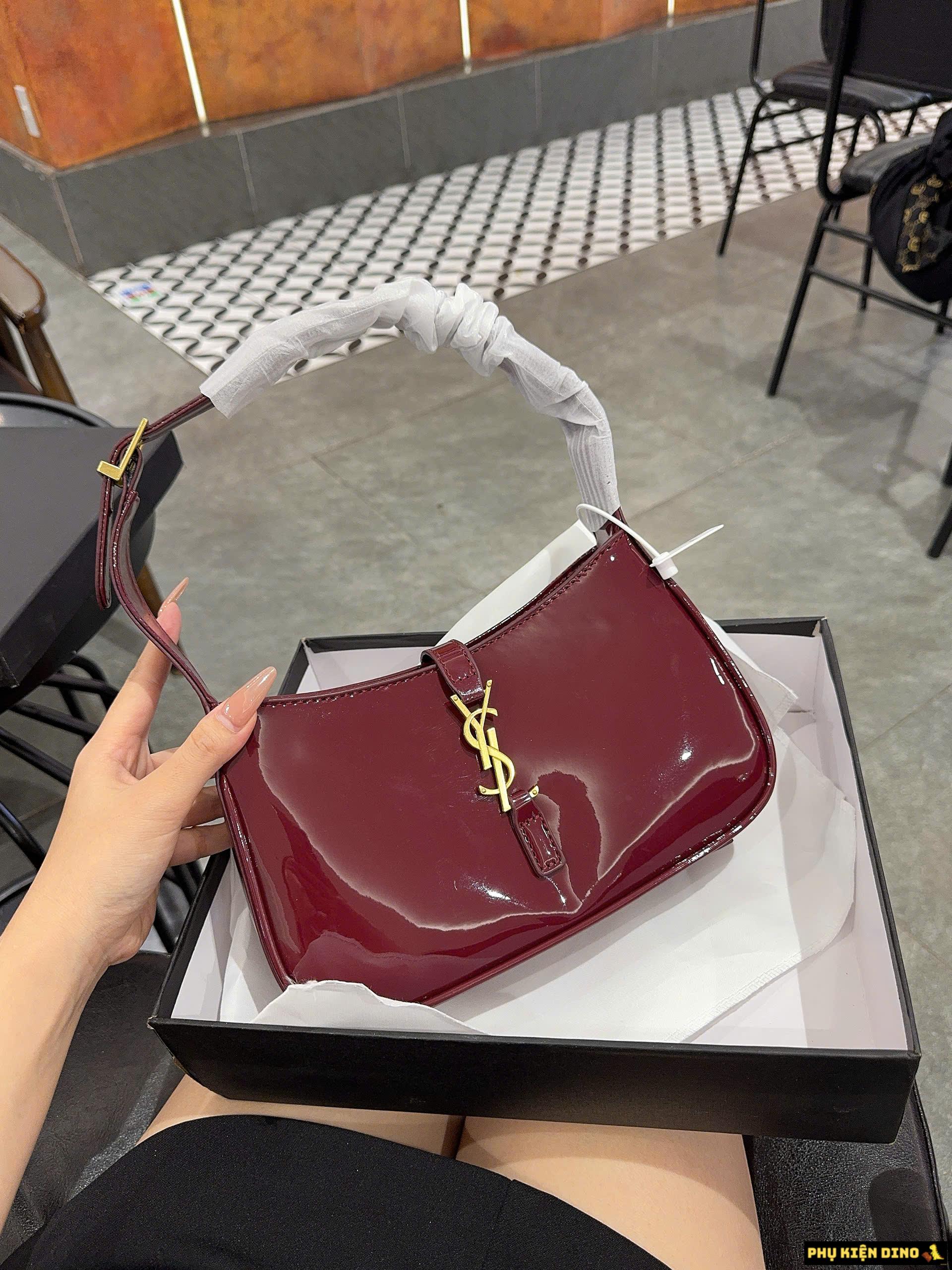 Túi Saint Laurent Le 5 A 7 Patent Dark Red Wine Gold Hardware Túi Saint Laurent Le 5 A 7 Patent Dark Red Wine Gold Hardware