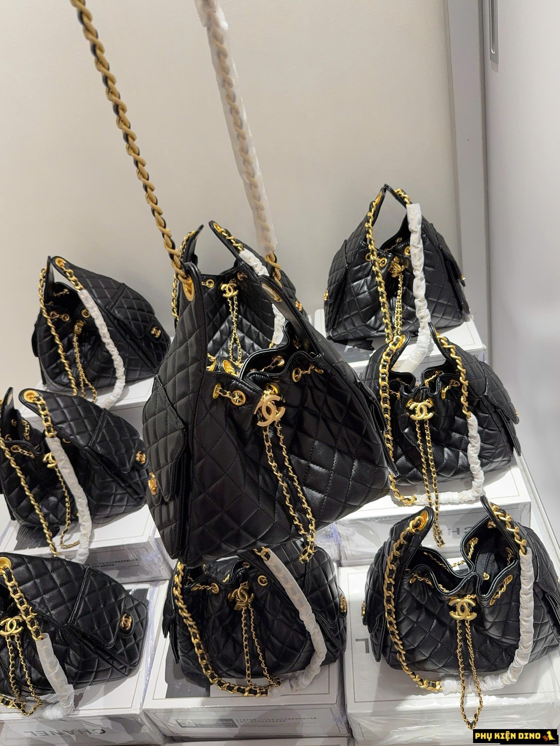 Túi Chanel Small Hobo Bag Black Caviar Antique Gold Hardware 1 Túi Xách Chanel Small Hobo Màu Đen Da Bê Caviar Đầy Đủ Hộp