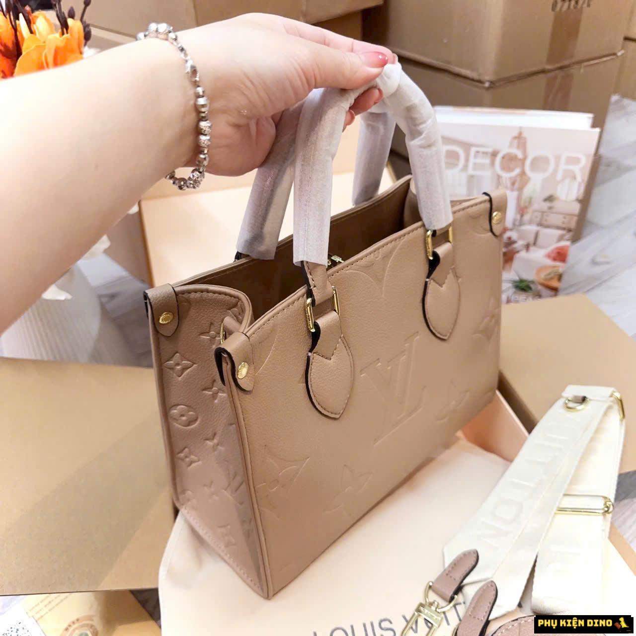Túi Louis Vuitton LV OnTheGo MM Màu Kem Size 25 M14255 4 Túi Xách LV OnTheGo MM M14255 Màu Beige Da Hoạ Tiết Dày Fullbox