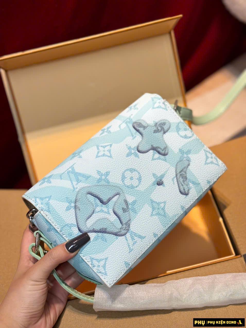 Túi Louis Vuitton LV Steamer Wearable Wallet Aquagarden Size 18 M22637 5 Túi Xách LV Steamer Aquagarden Xanh Dương Bản Chuẩn Đẹp