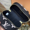 Túi Cốp Louis Vuitton Vanity PM Black Cream Size 16 M45780 12 Túi Xách LV Vanity PM Da Dập Vân Monogram Màu Đen Kem