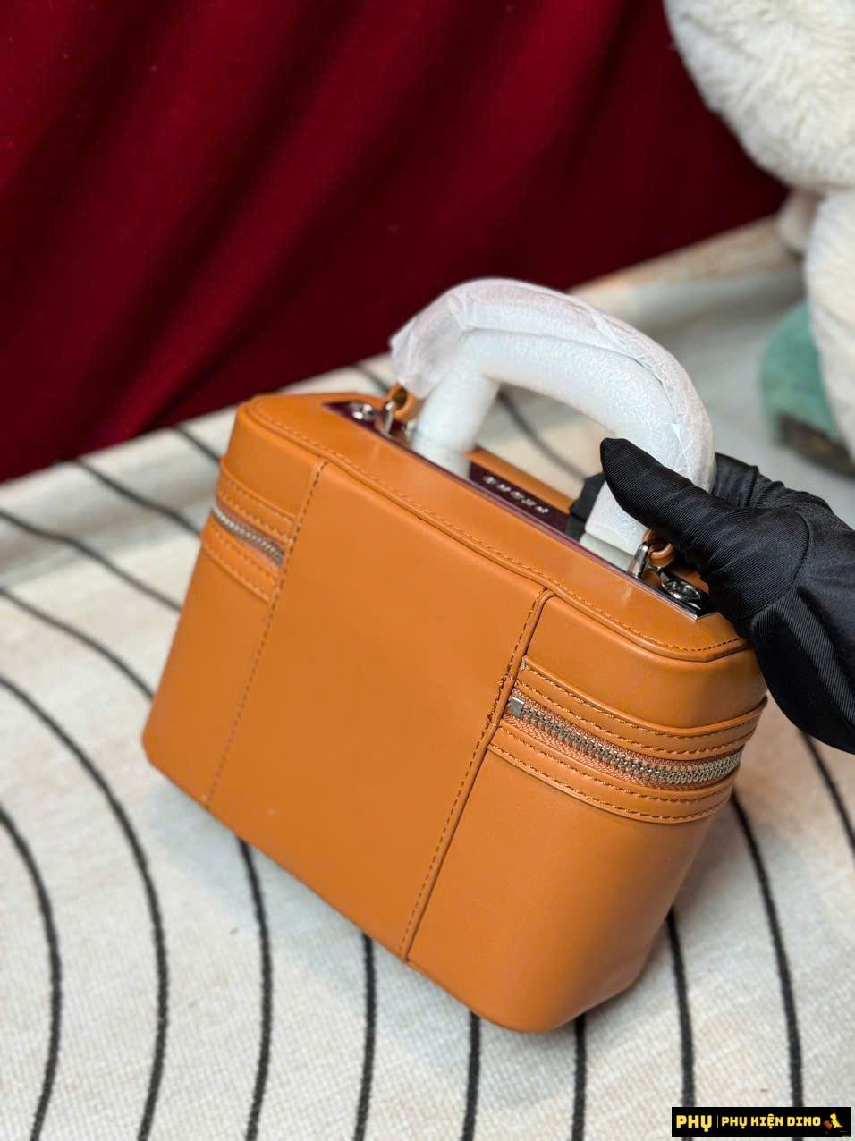 Túi Đeo Chéo Nữ Pedro Ari Boxy Shoulder Bag Camel Màu Nâu 8 Túi Xách Nữ Pedro Ari Boxy Shoulder Bag Camel Màu Nâu Tây