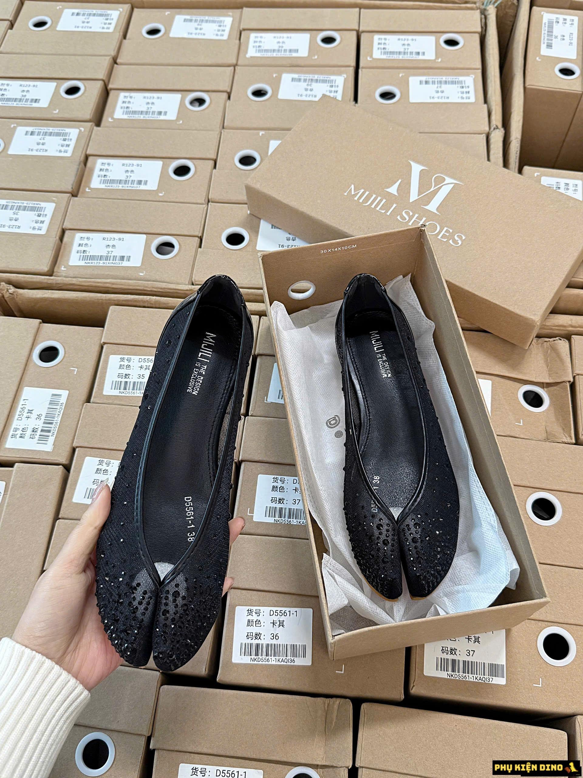 Giày Búp Bê Tabi Đính Đá MIJILI Màu Đen Da Cao Cấp 11 Giày Búp Bê Tabi Đính Đá MIJILI Màu Đen Sang Trọng